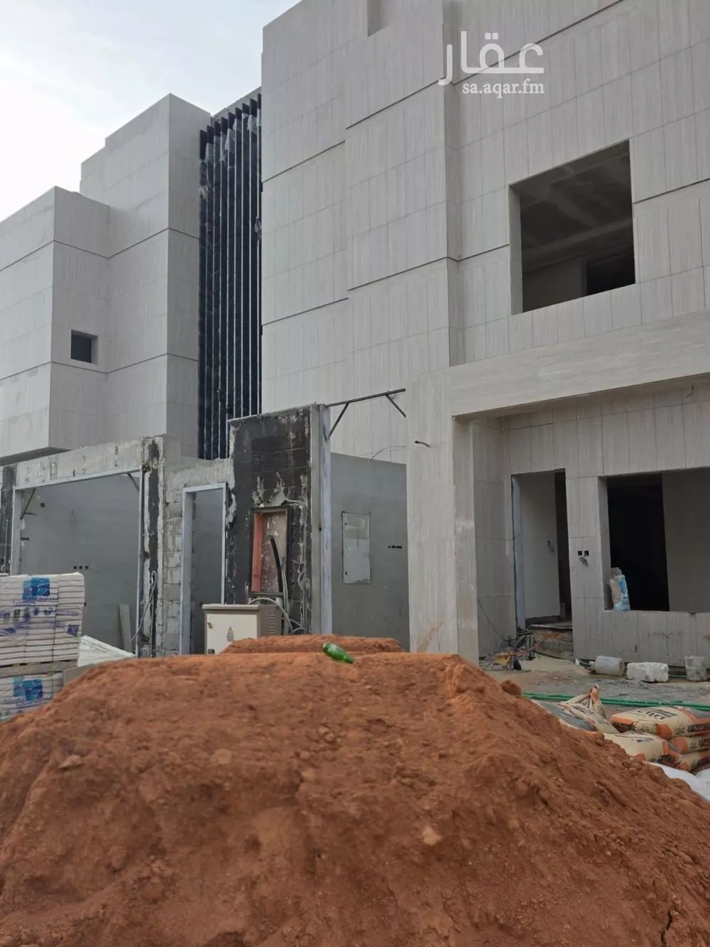 فيلا 5 غرف في الروابي 2