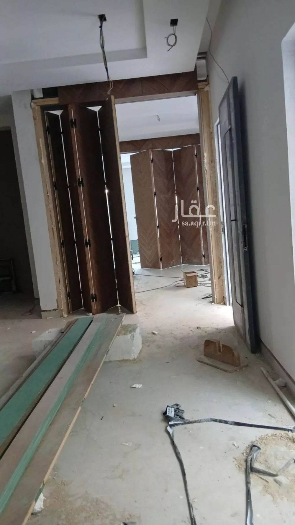 فيلا 5 غرف في الروابي 3