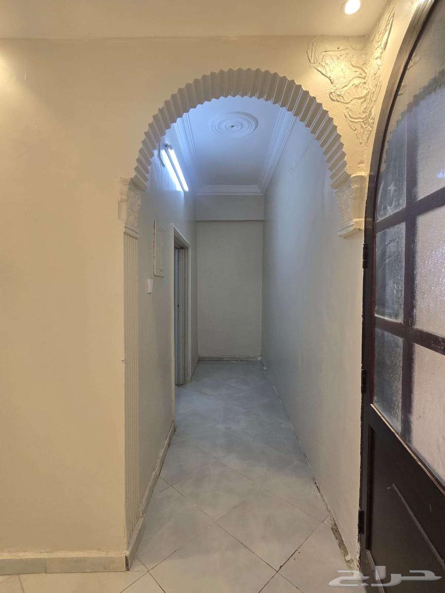 شقة 6 غرف في ريع زاخر 2