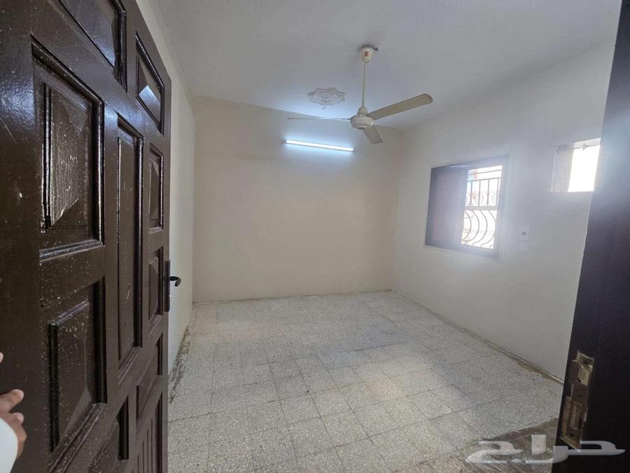 شقة 6 غرف في ريع زاخر 14