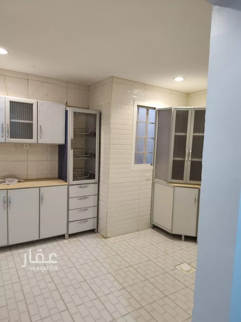 شقة 3 غرف في النرجس 5