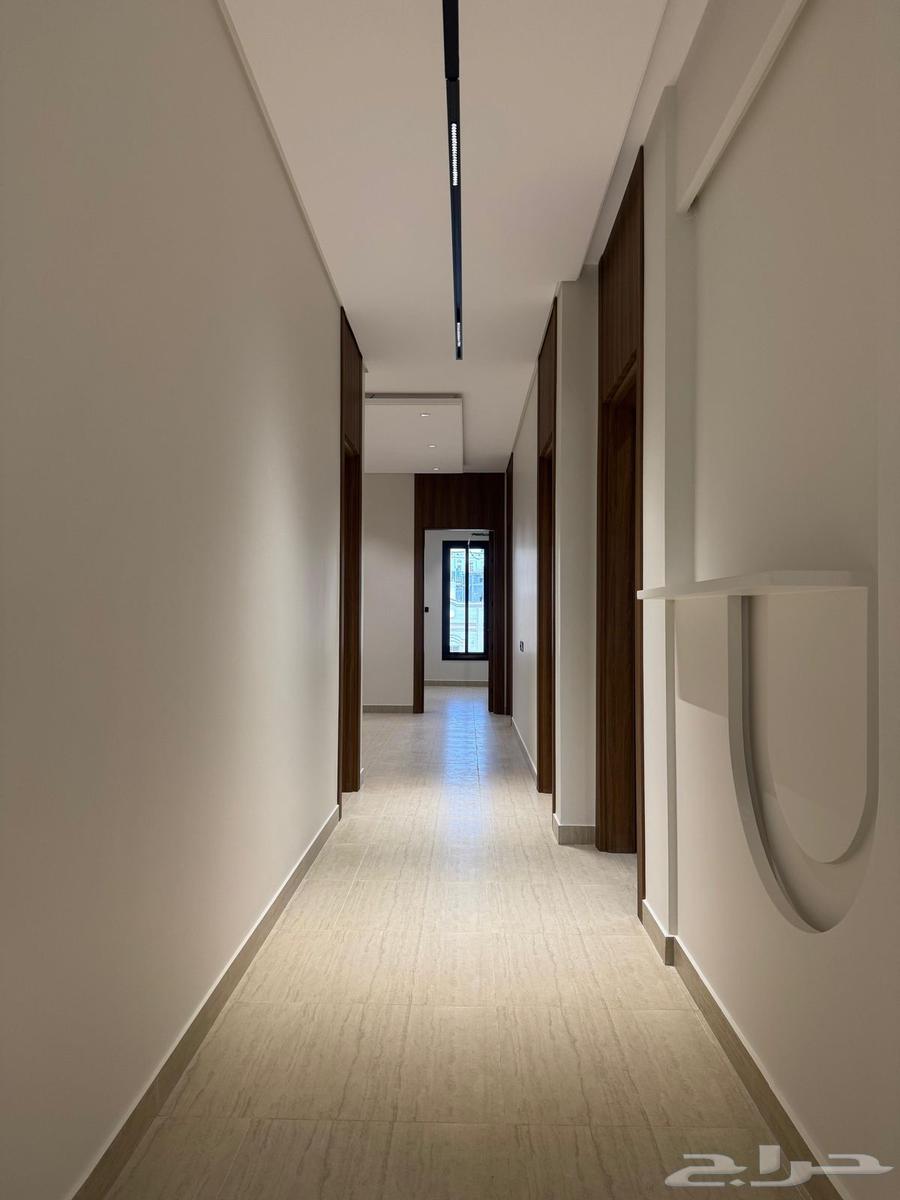 شقة 5 غرف في الحمراء و ام الجود 5