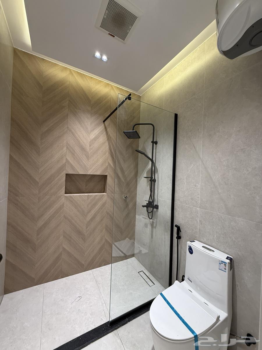 شقة 4 غرف في الملك فهد 14