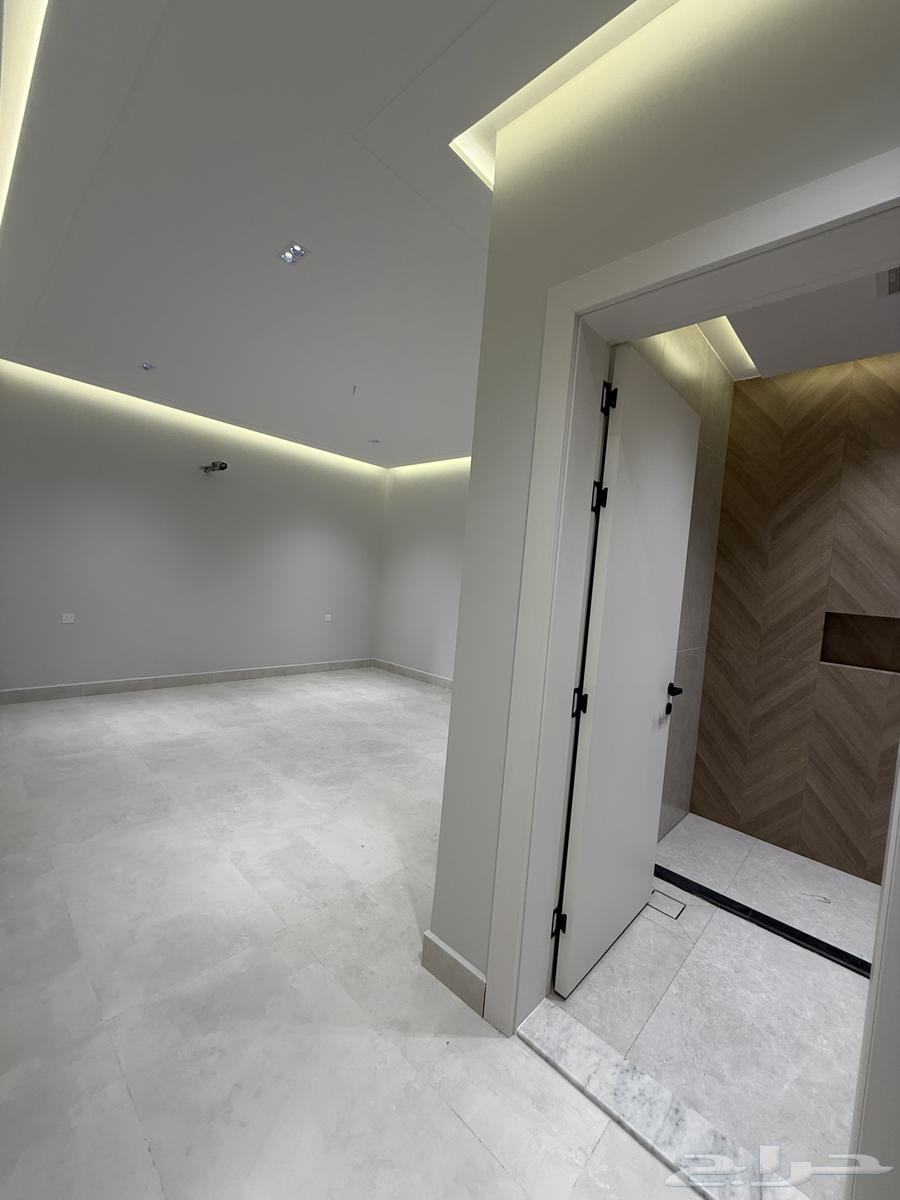 شقة 4 غرف في الملك فهد 15