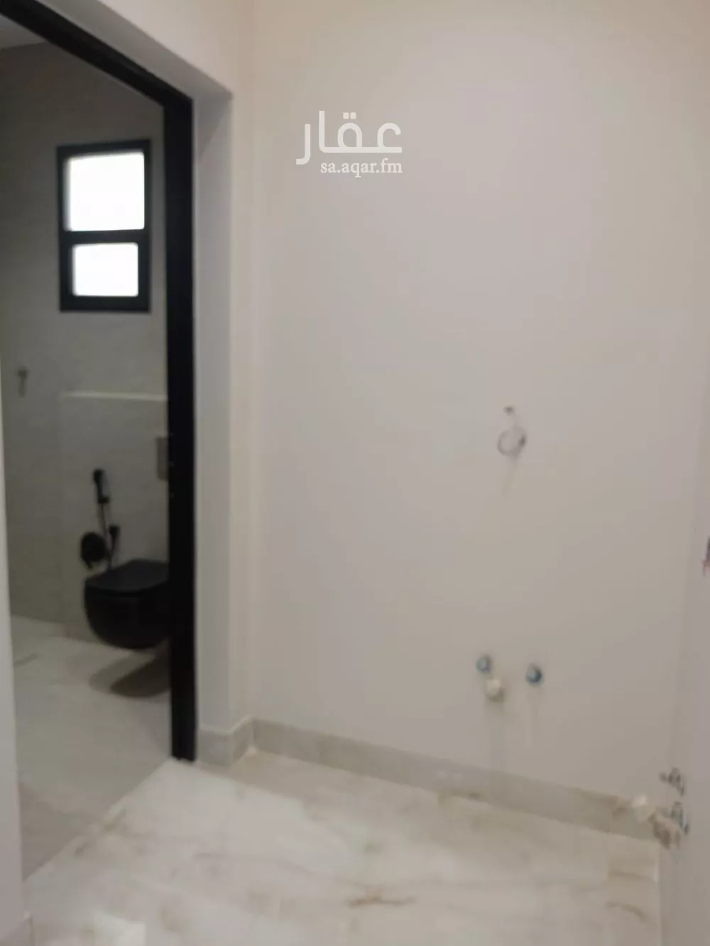 فيلا 6 غرف في الشرق 21