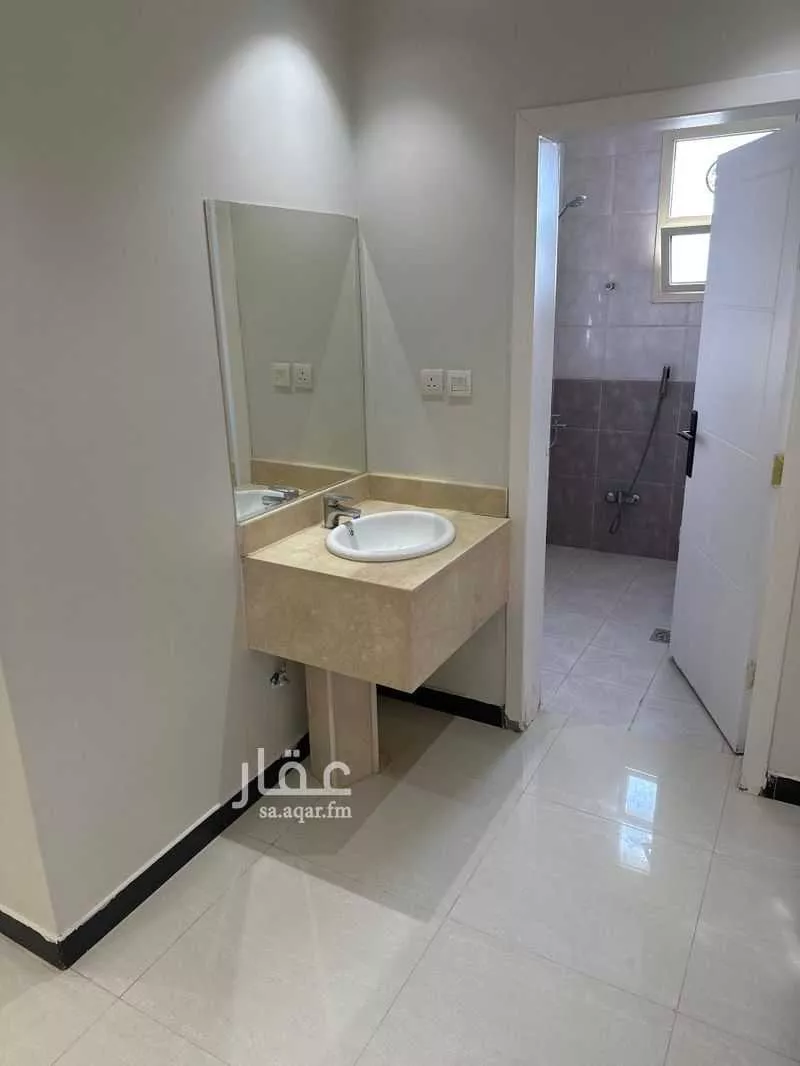 شقة 4 غرف في ظهرة لبن 5