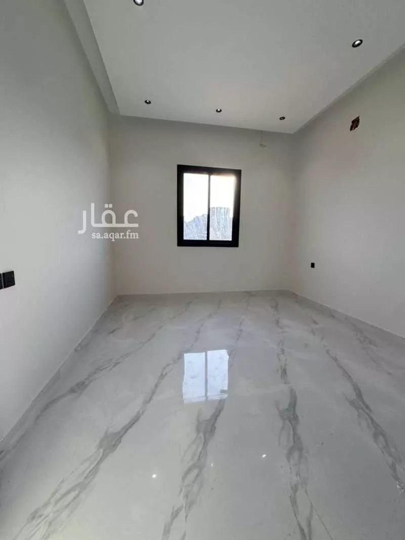 8 bedroom villa in Dhahrat Namar 2