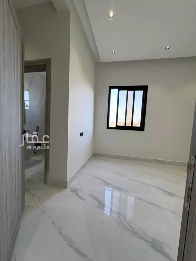 8 bedroom villa in Dhahrat Namar 14