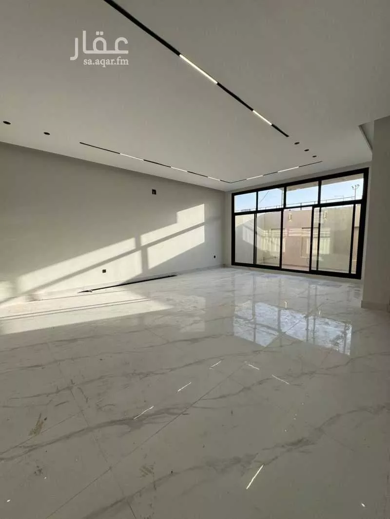 8 bedroom villa in Dhahrat Namar 18