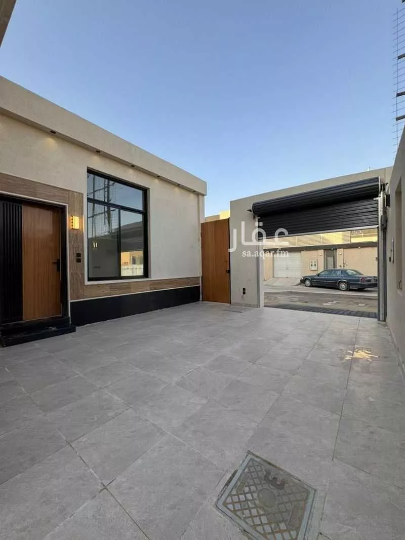 8 bedroom villa in Dhahrat Namar 21