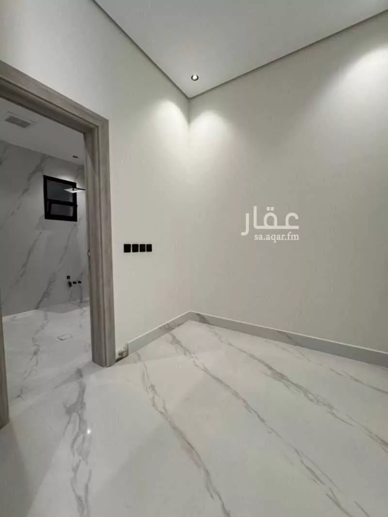 8 bedroom villa in Dhahrat Namar 8