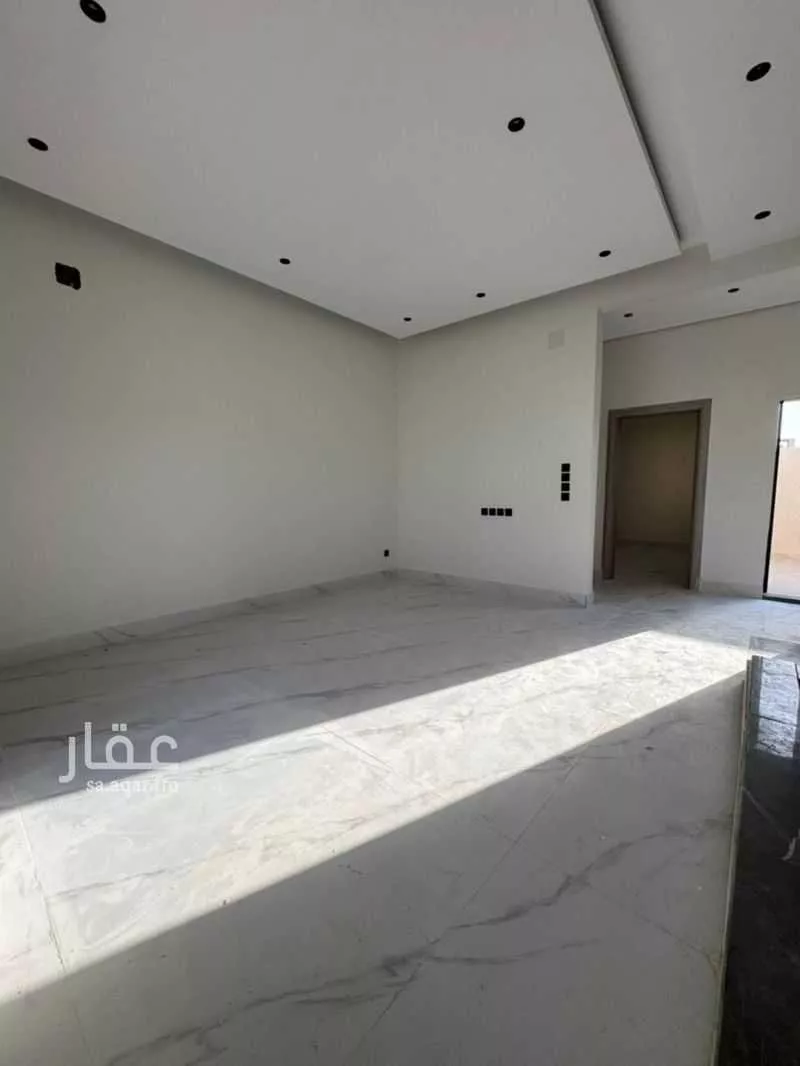 8 bedroom villa in Dhahrat Namar 9
