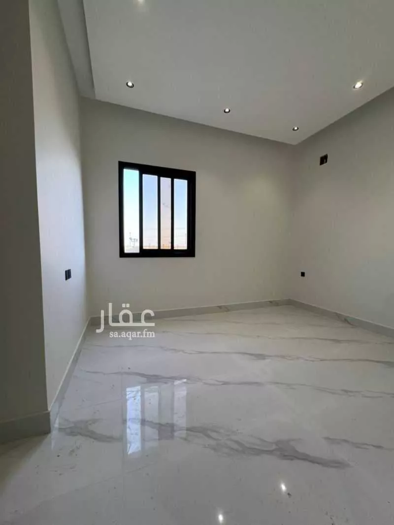 8 bedroom villa in Dhahrat Namar 10