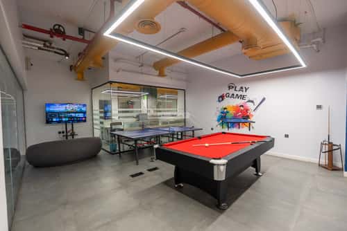 مكتب 9000 م² في السويدي 19