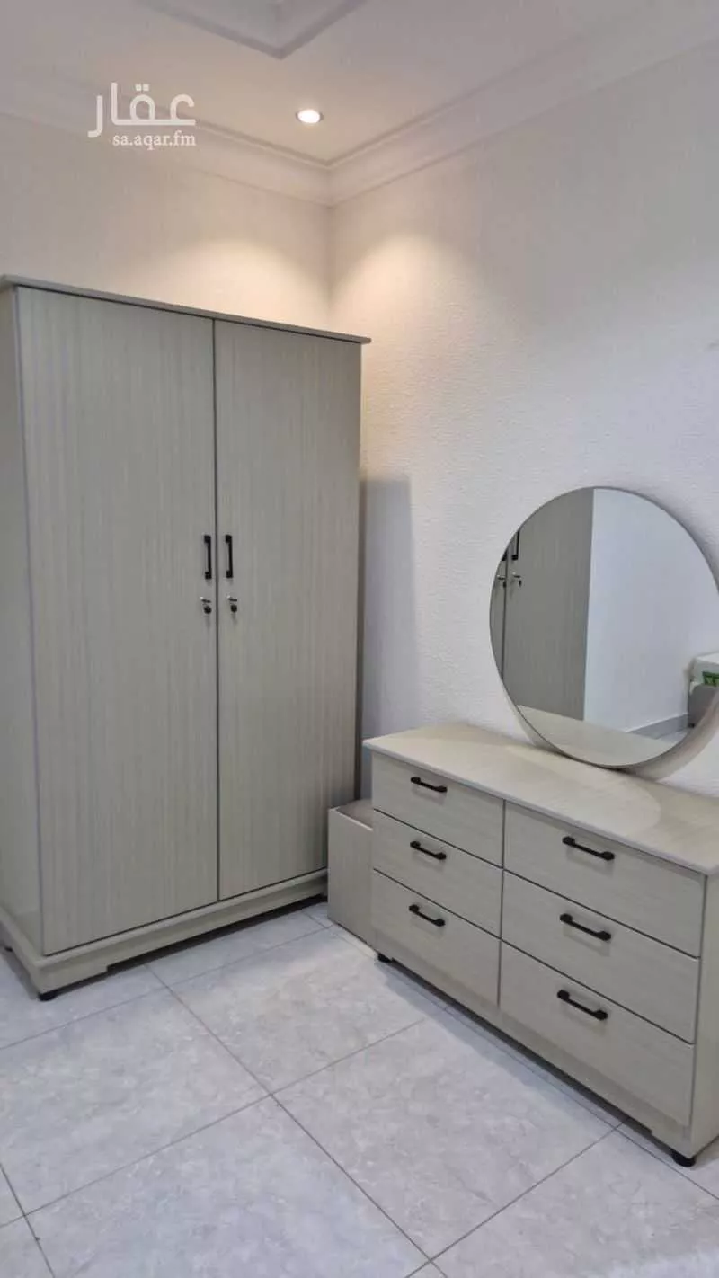 شقة 4 غرف في الشهداء 6