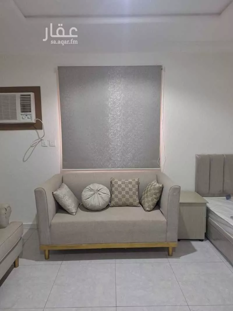 شقة 4 غرف في الشهداء 8