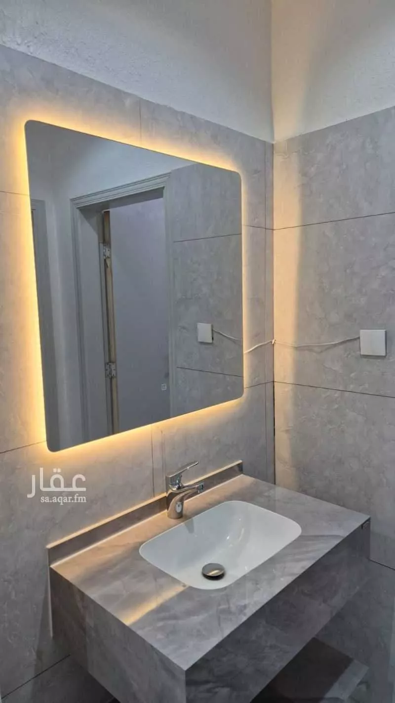 شقة 4 غرف في الشهداء 9