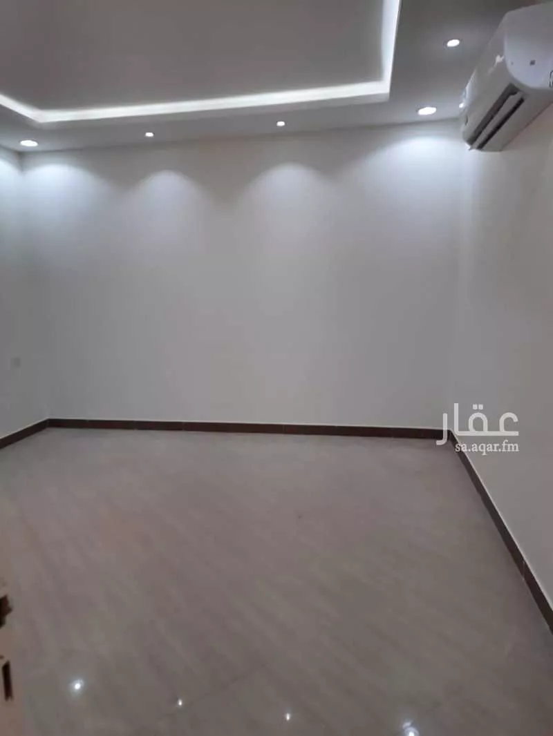 شقة 3 غرف في الرائد 8