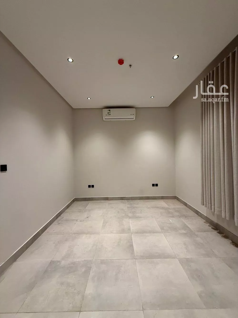 شقة 4 غرف في النرجس 10