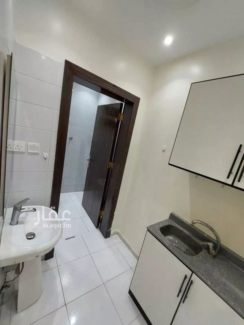 1 bedroom floor in Al Yasmin 6