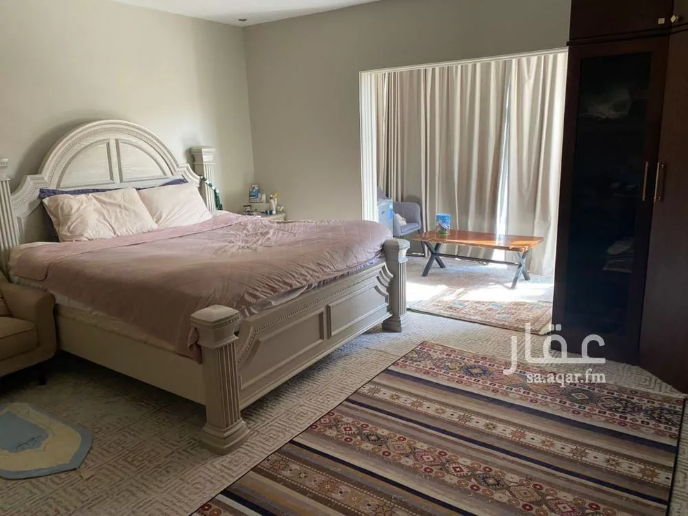 4 bedroom villa in Irqah 12