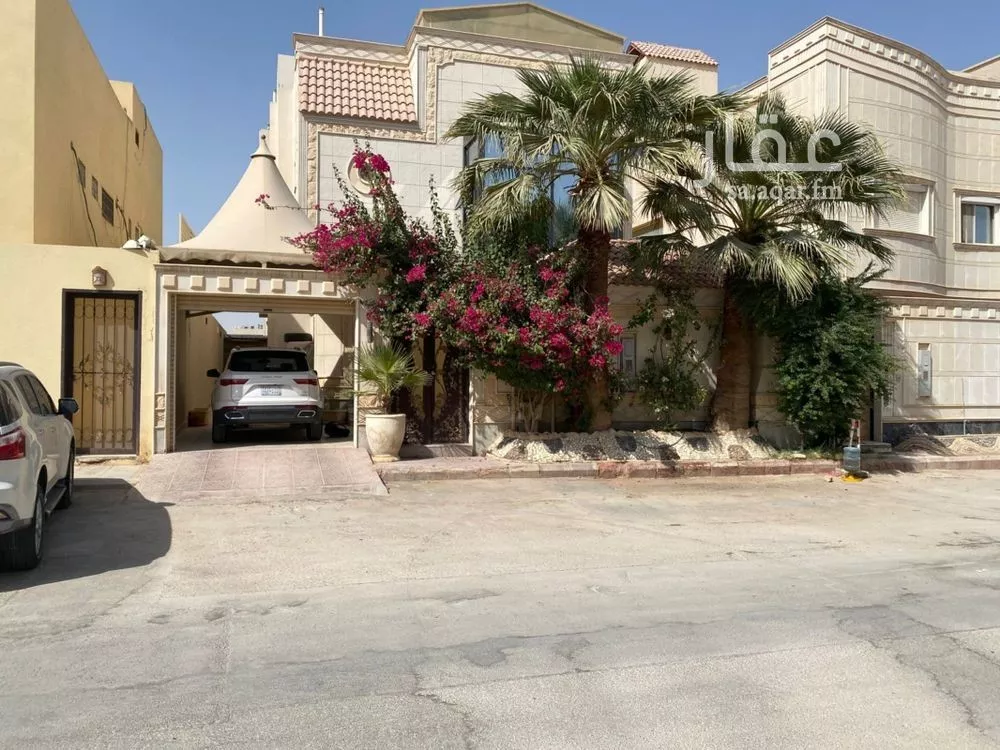 4 bedroom villa in Irqah 7