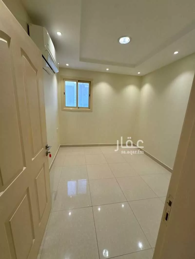 شقة 4 غرف في الملقا 4