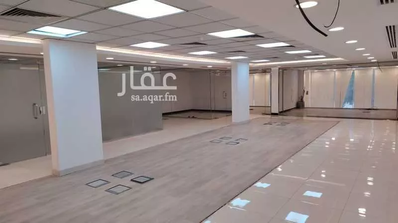 محل 928 م² في اليرموك 3