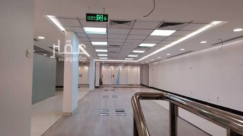 محل 928 م² في اليرموك 4