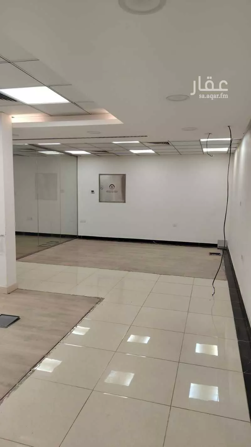 محل 928 م² في اليرموك 8