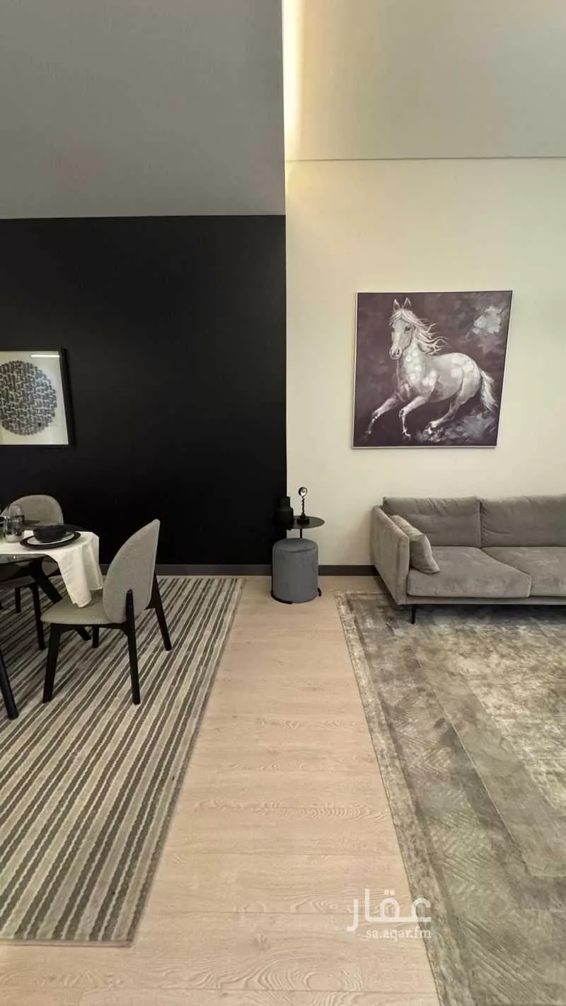 شقة 4 غرف في الروضة 12