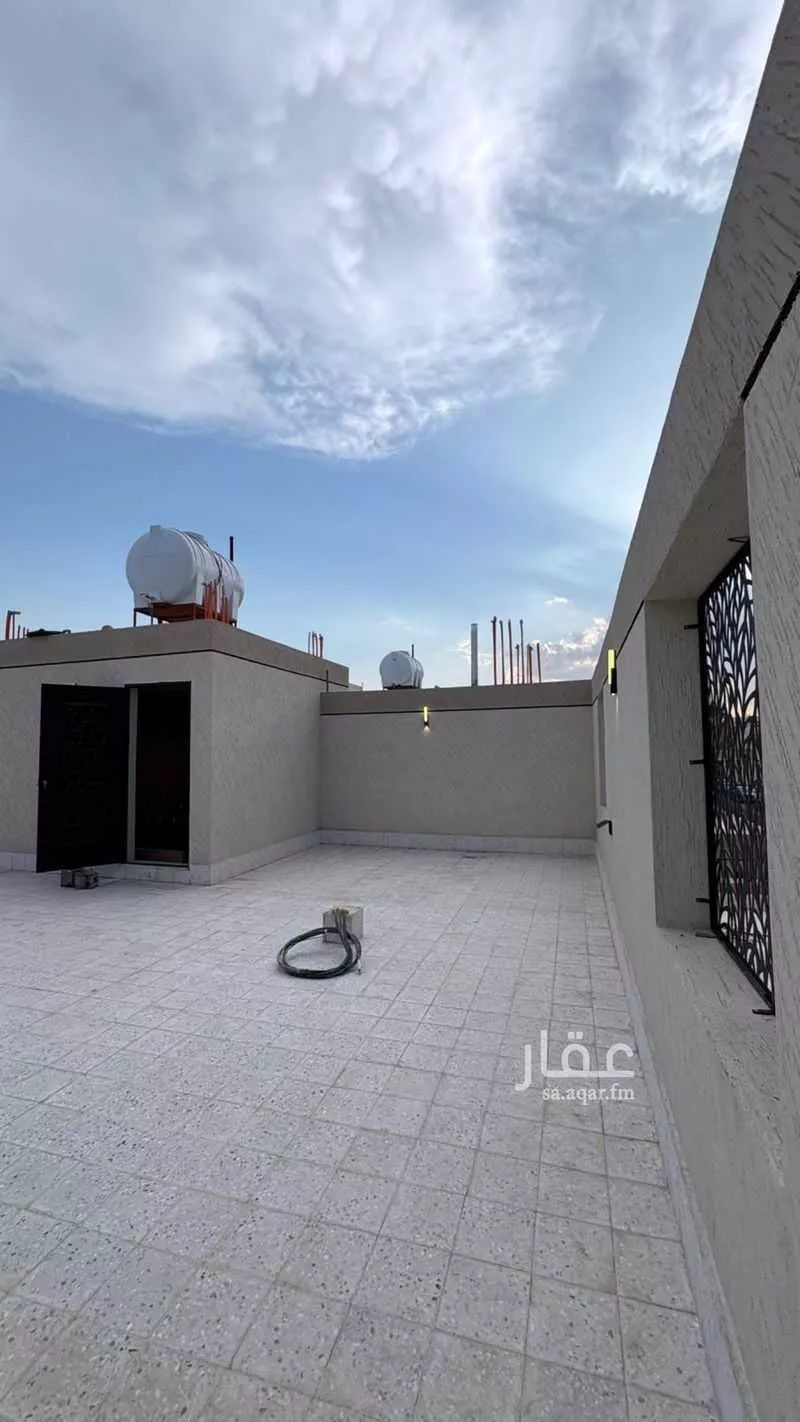 6 bedroom floor in Abu Markha 14