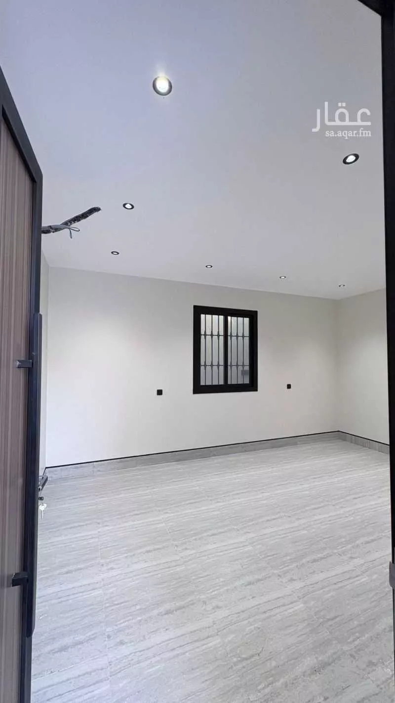 6 bedroom floor in Abu Markha 4