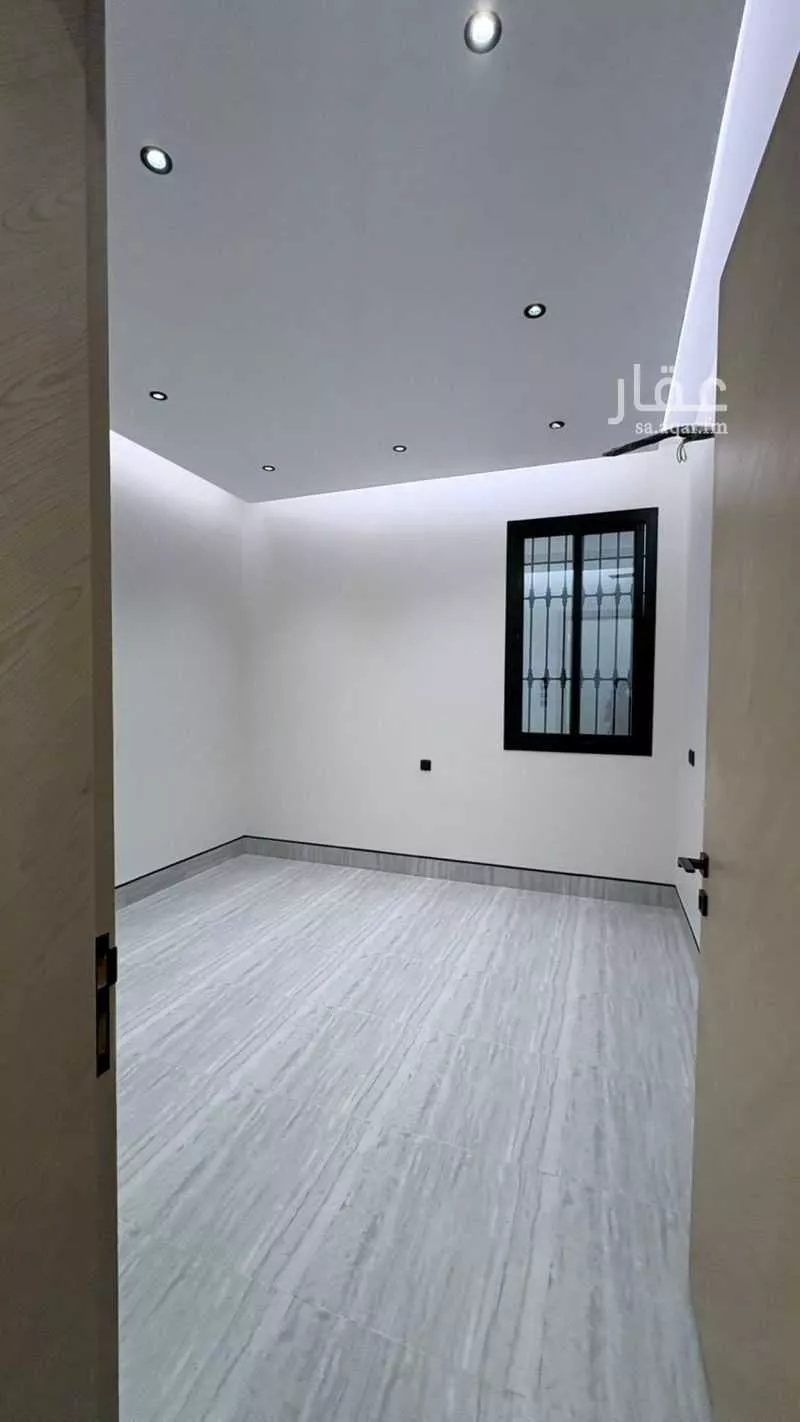 6 bedroom floor in Abu Markha 9