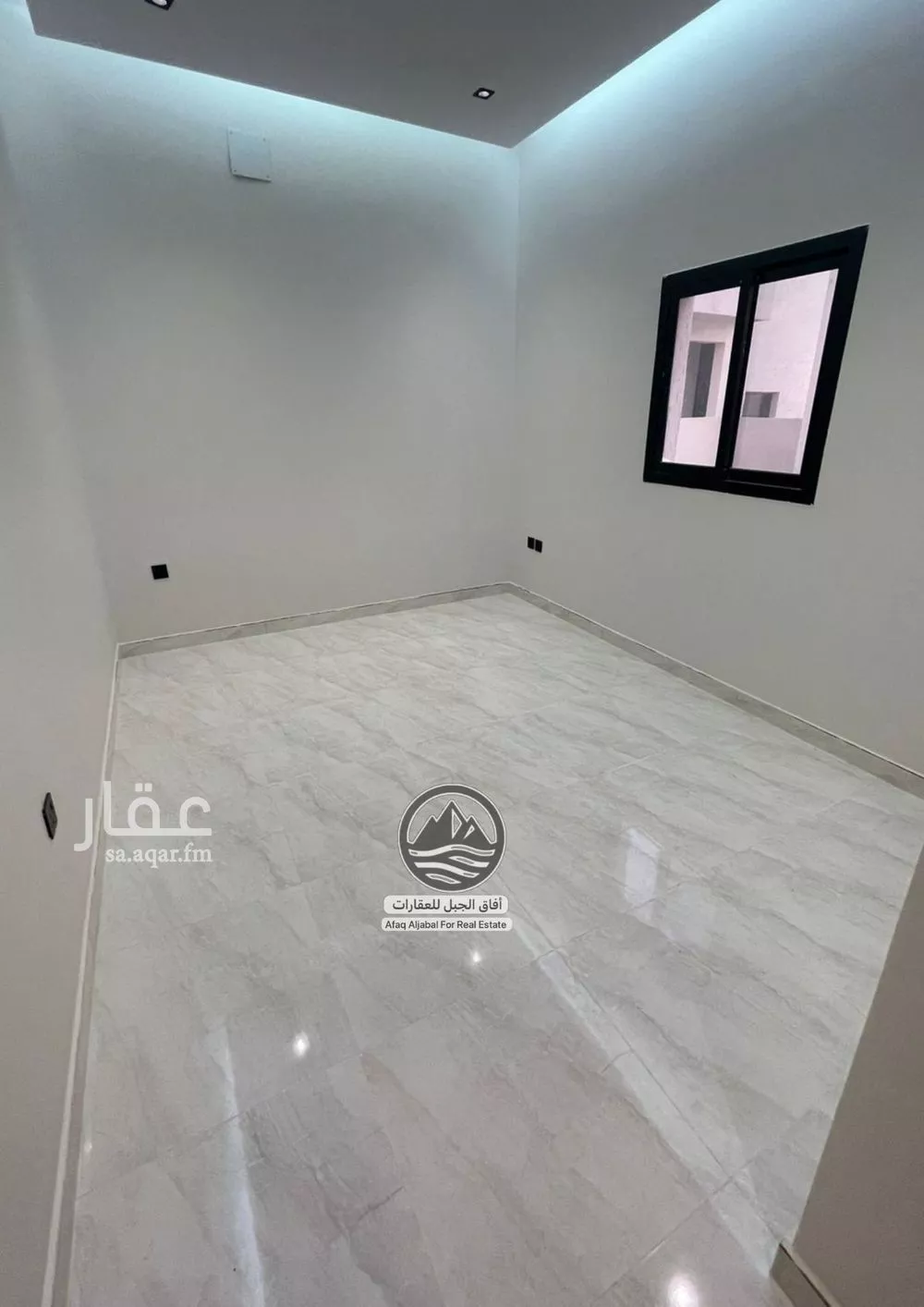 دور 4 غرف في النرجس 13