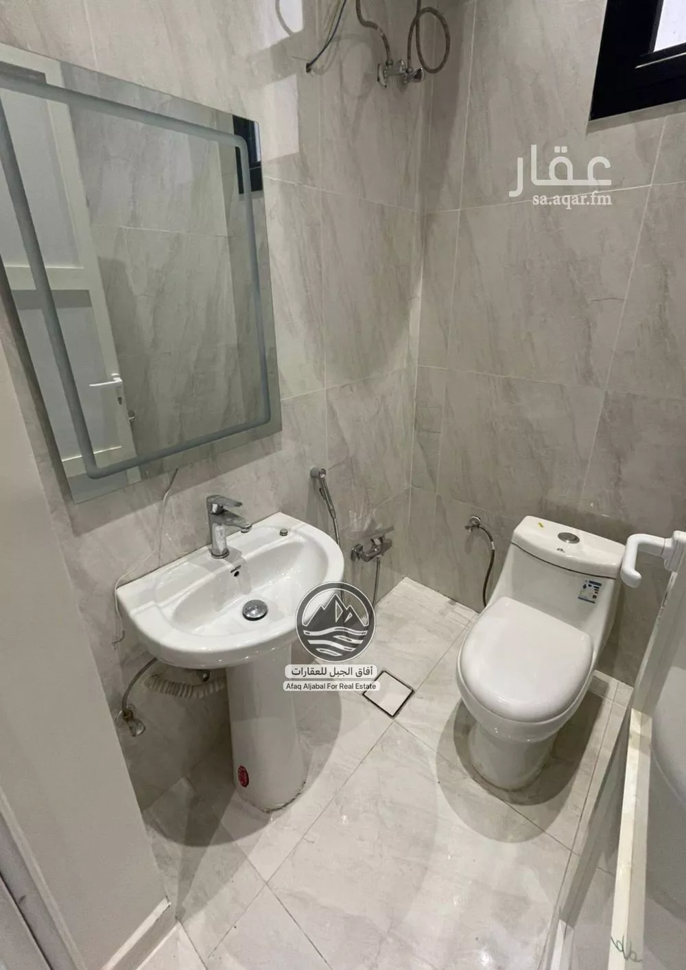 دور 4 غرف في النرجس 7