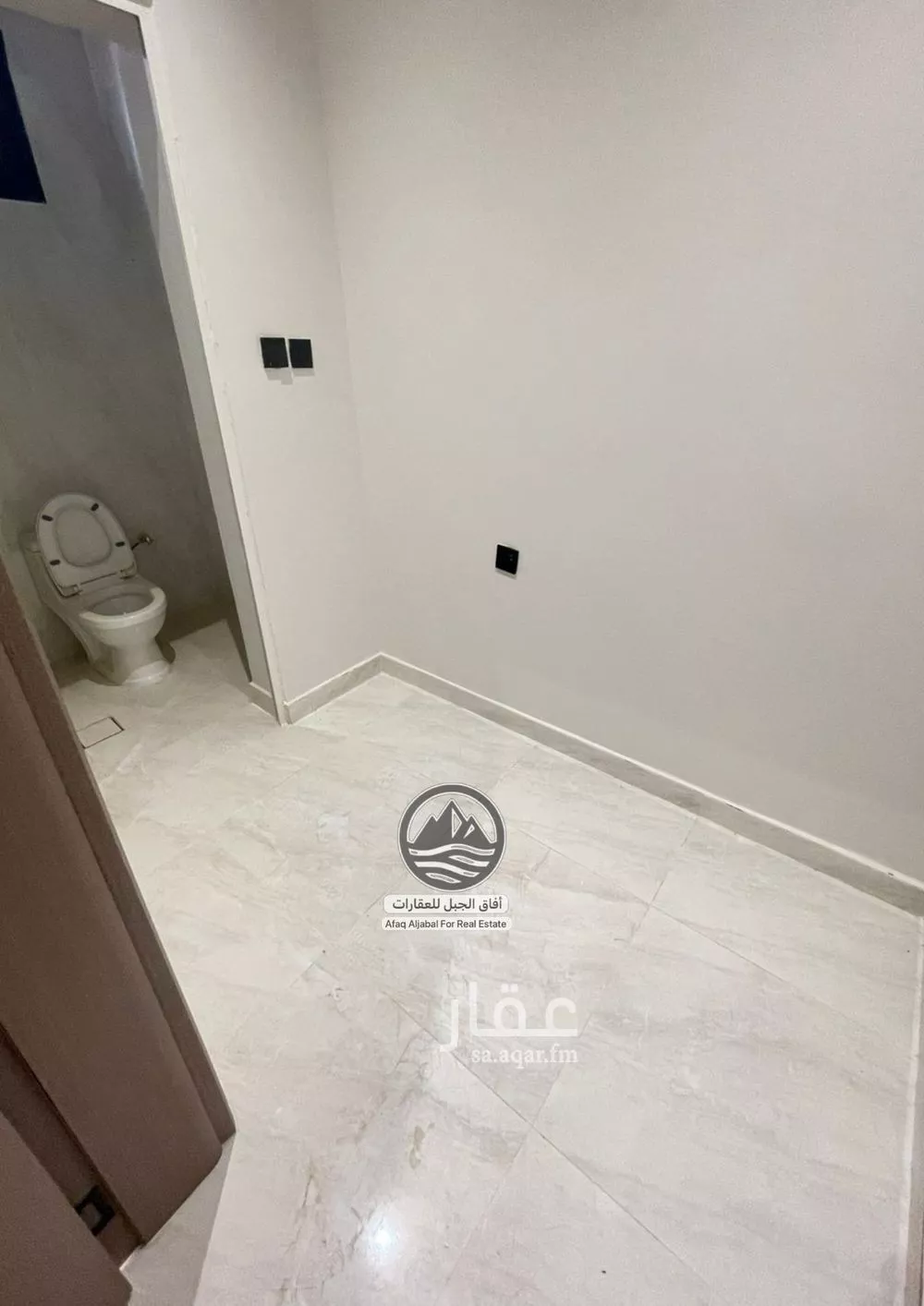 دور 4 غرف في النرجس 9