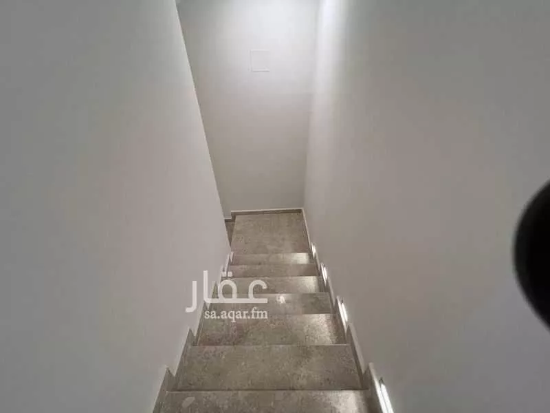 فيلا 6 غرف في الشعلة 6