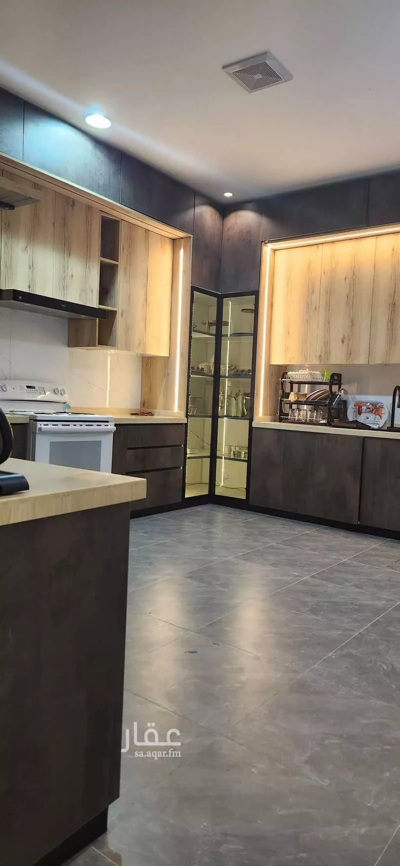 6 bedroom villa in Ash Shati Al Gharbi 10