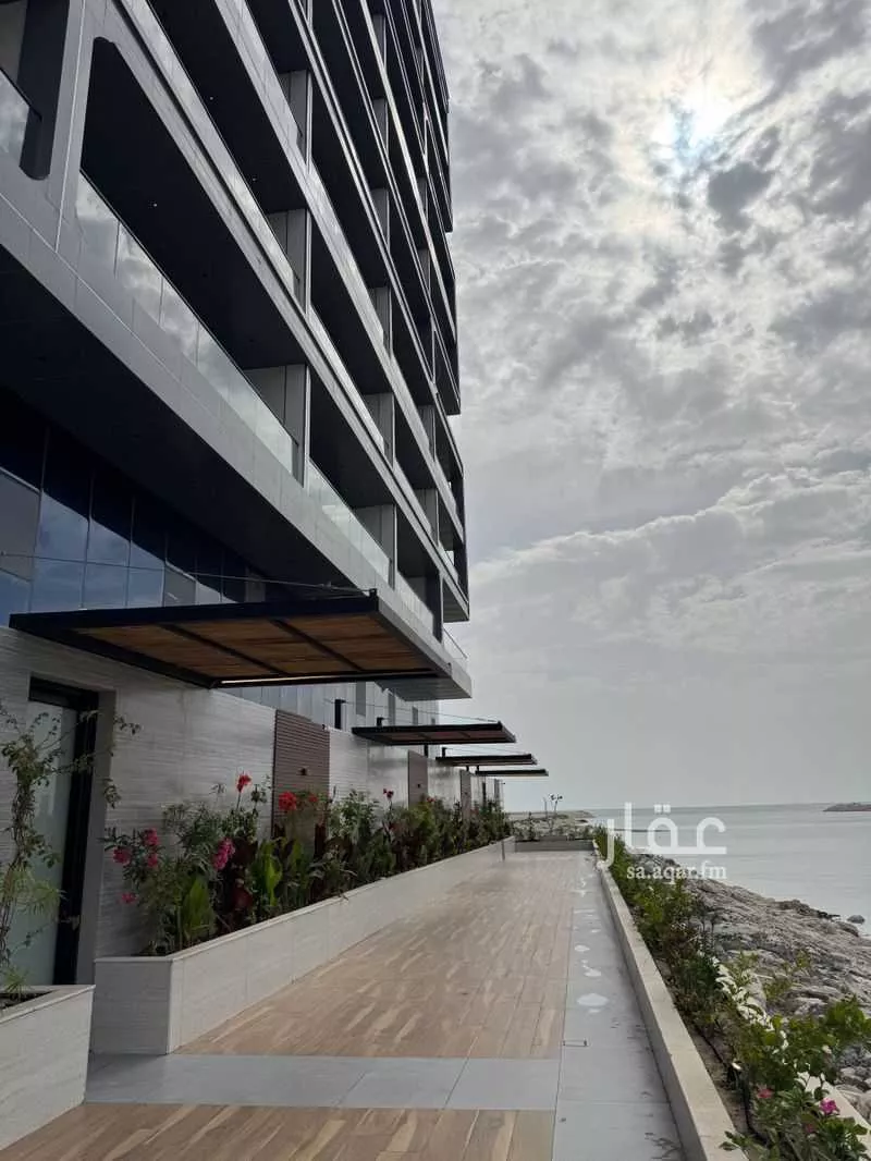 3 bedroom apartment in Al Khour 3