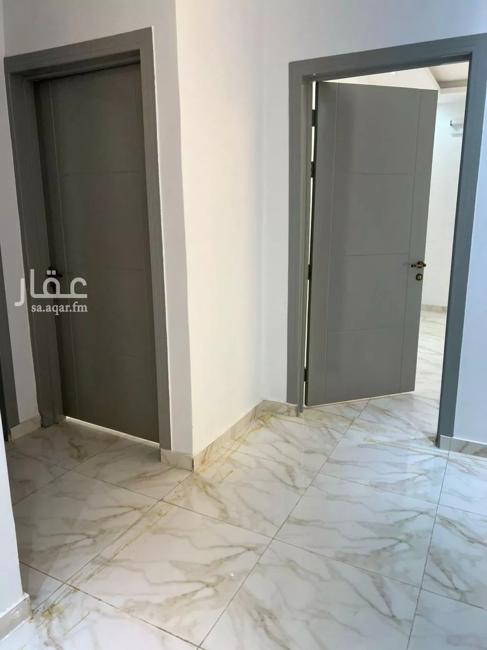 3 bedroom floor in Al Qadisiyah 7