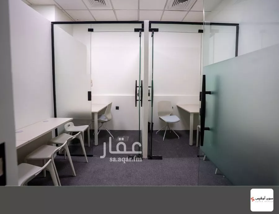 مكتب 10829 م² في الروضة 12