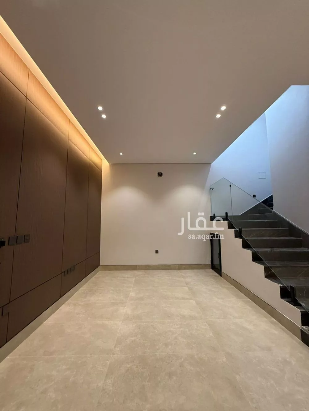 فيلا 6 غرف في المهدية 15