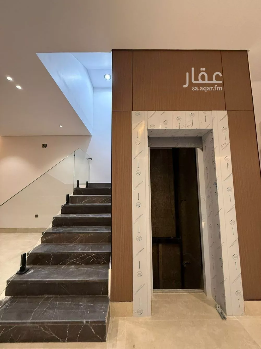 فيلا 6 غرف في المهدية 17