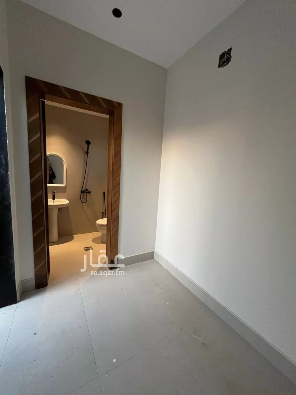 فيلا 5 غرف في المهدية 12