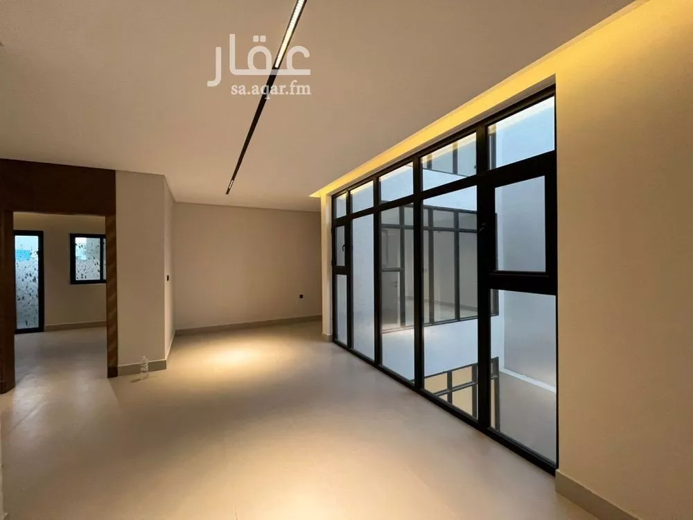 فيلا 5 غرف في المهدية 6