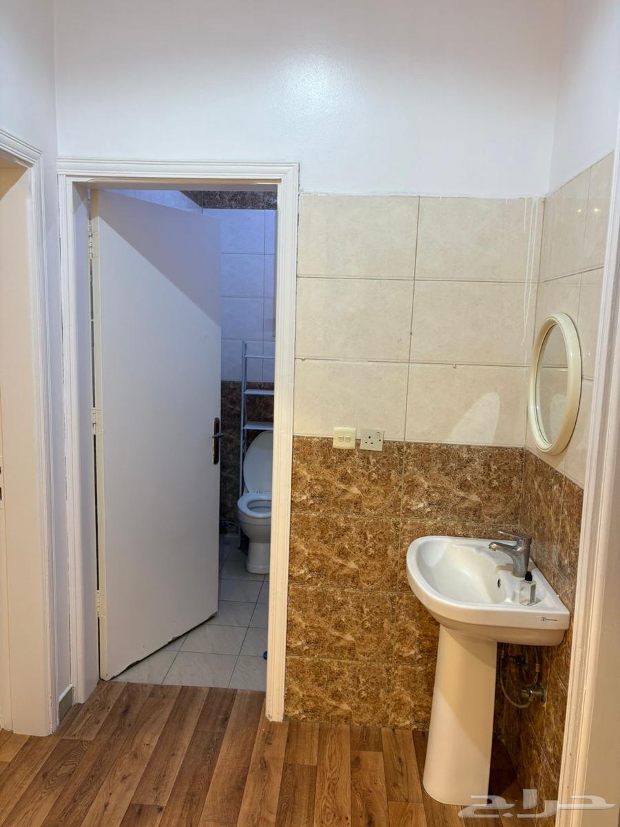 شقة 4 غرف في طويق 3