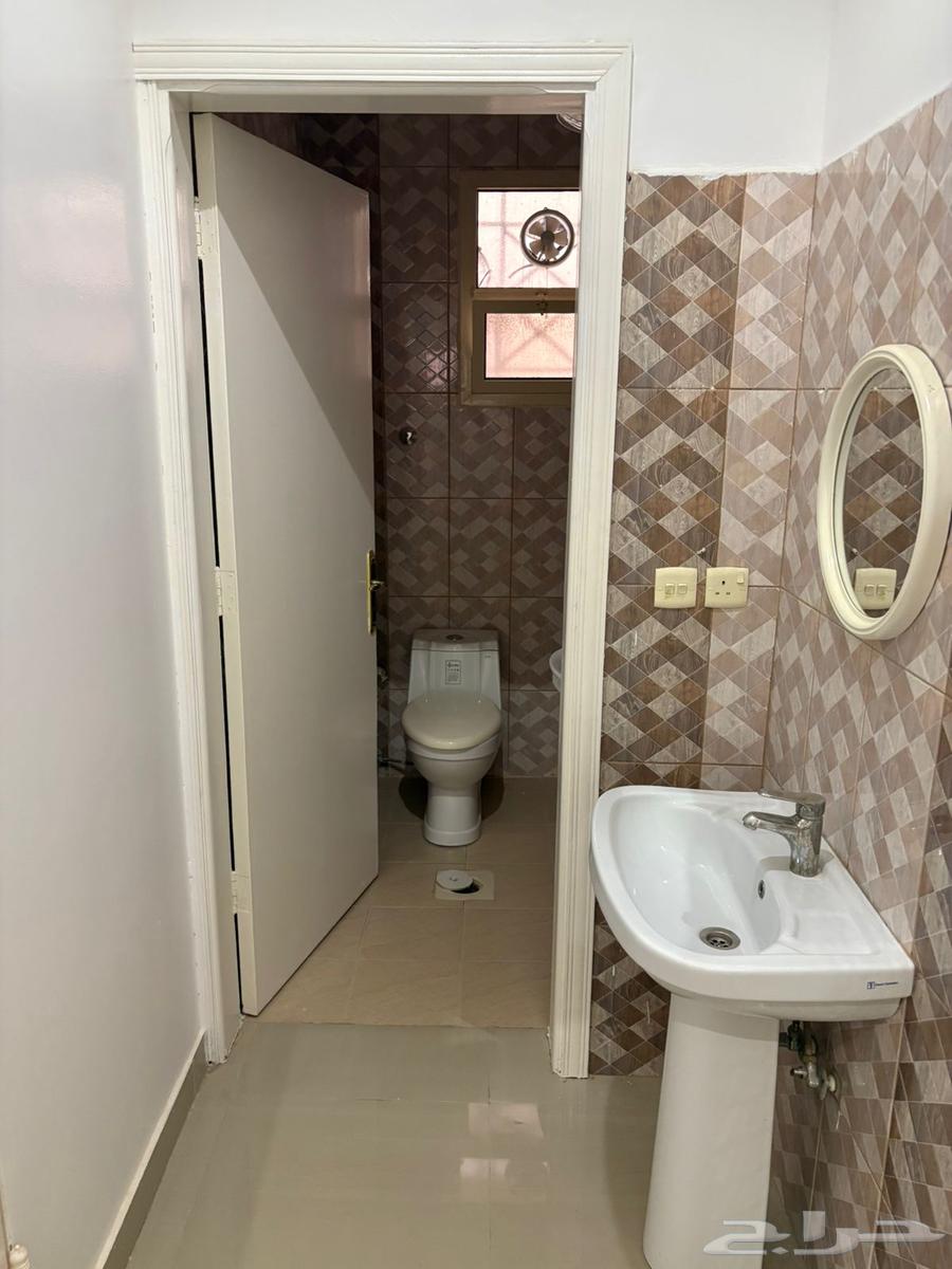 شقة 4 غرف في طويق 5