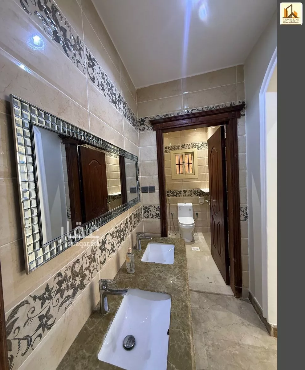 شقة 5 غرف في المروة 4