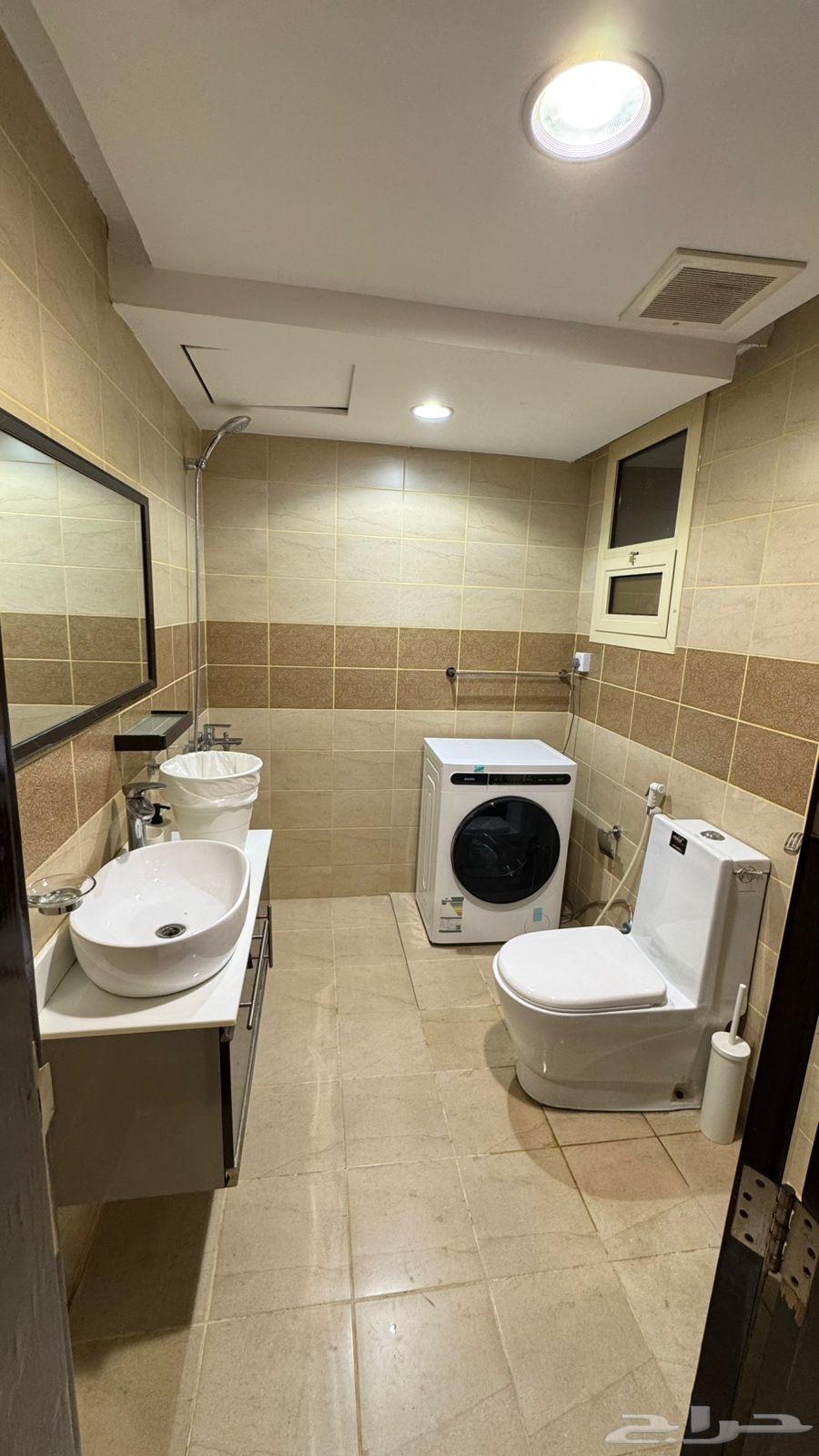 شقة 3 غرف في الملقا 2